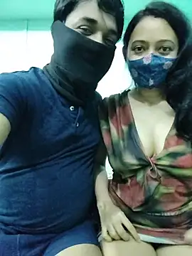 Crazy_fucking_coupleのライブXXXチャット