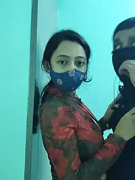 Crazy_fucking_coupleのウェブカメラショー