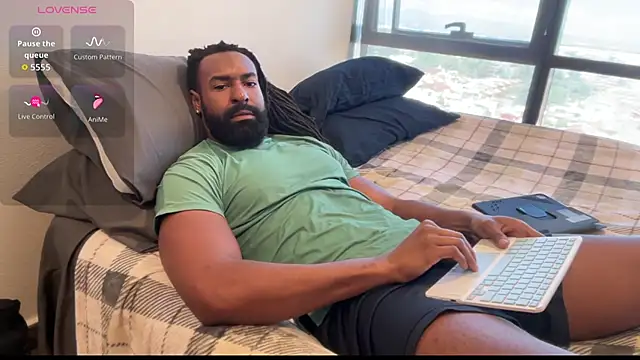 blackmuscless' Webcam Show