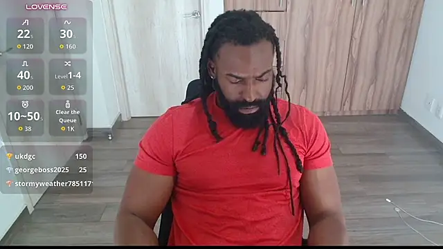 blackmuscless Show in webcam