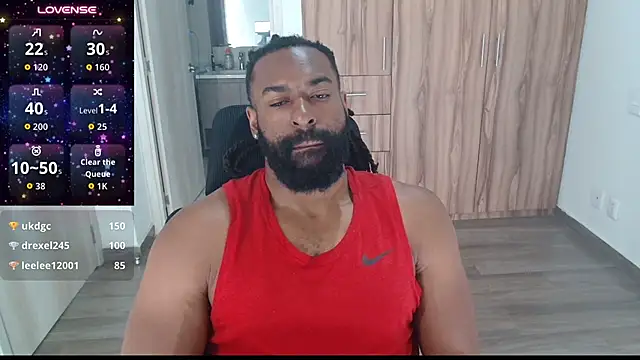 blackmuscless Show in webcam