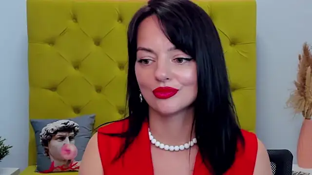 BellaRowan élő XXX-chatje