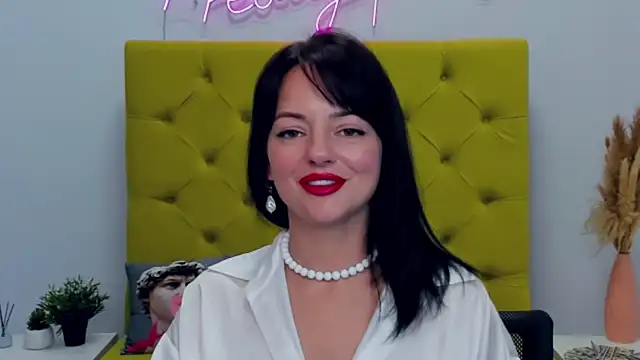 Chat +18 de BellaRowan ao vivo