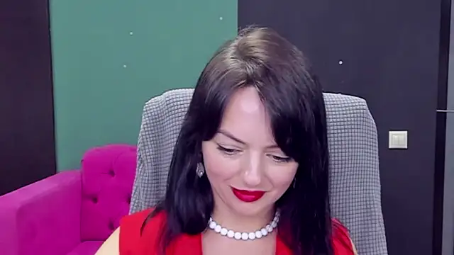 Chat XXX en directo de BellaRowan