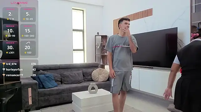 Sexy_hall Adlı Modelin Web Kamerası Şovu