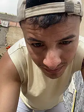 SirDamian webcam show
