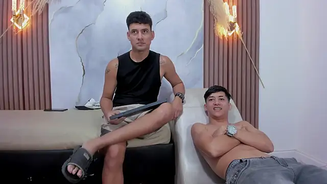 Show de hotguyvictor na webcam
