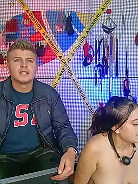 Webkamerová show BDSM-justin-and-briianna