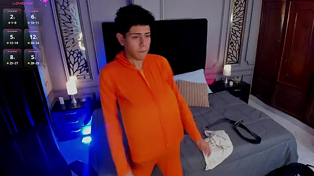 عرض كام Lucas_West_
