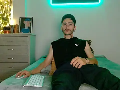 Perseo955 Show in webcam