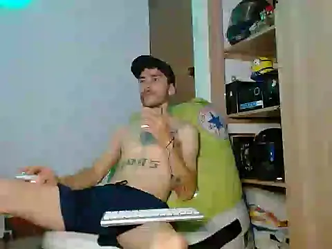 Show modela Perseo955 na web-kameri