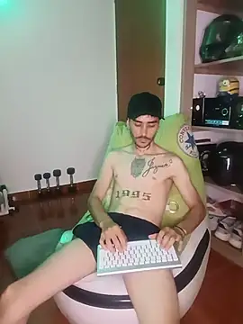 Perseo955 Show in webcam