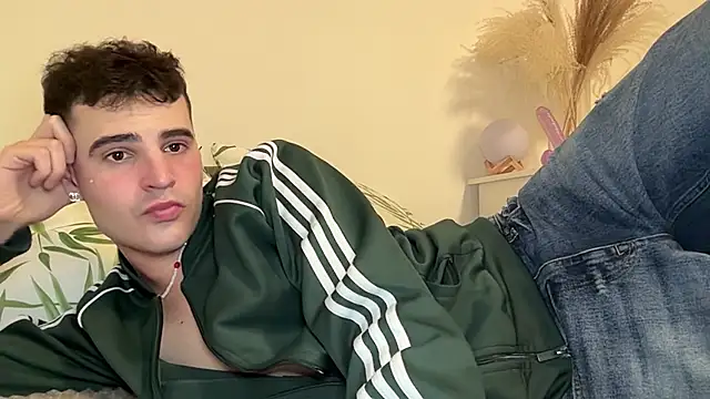 Lucas_bennetn Webbikameraesitys