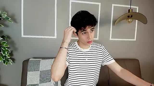 Show de webcam de Milan_saint