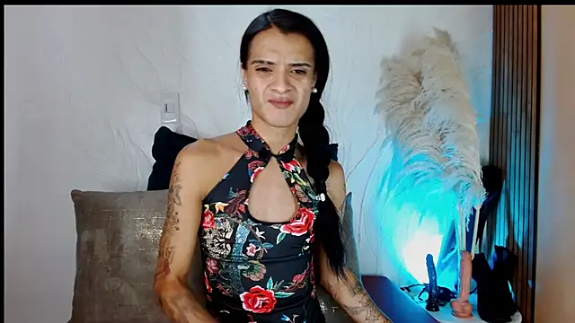 Show modela lilith_bridgerton na web-kameri