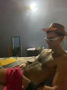 Show webcam de HairybutHorny