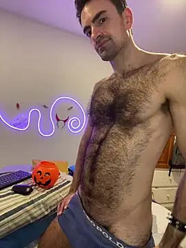 Show modela HairyDream na web-kameri