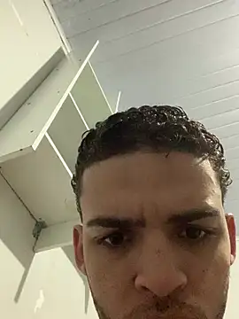 Show de osafadinhozl na webcam