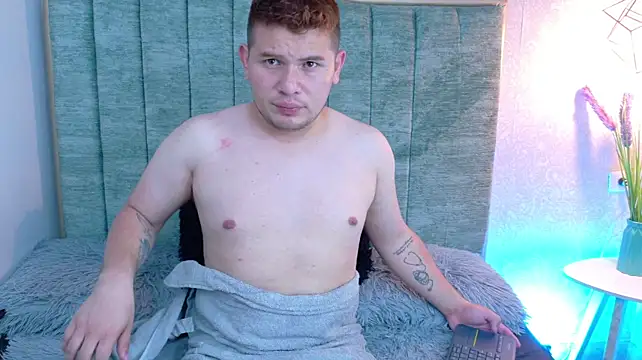 AdrianLustn Webbikameraesitys