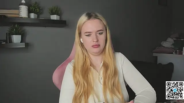צ'אט XXX בשידור חי של Betany_foxs