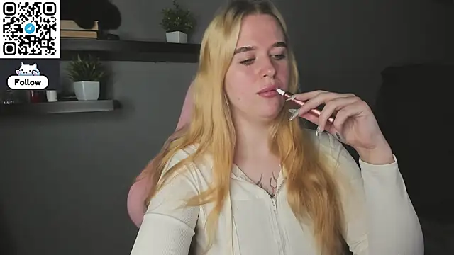 Betany_foxs Adlı Modelin Canlı XXX Sohbeti