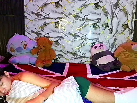 urfemboy_cummer 在線直播表演