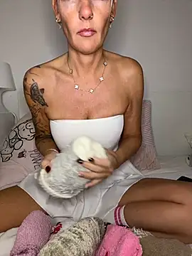 Blondy39 Webcam show