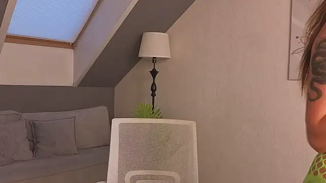 Živá chatovací místnost Eva_Devis