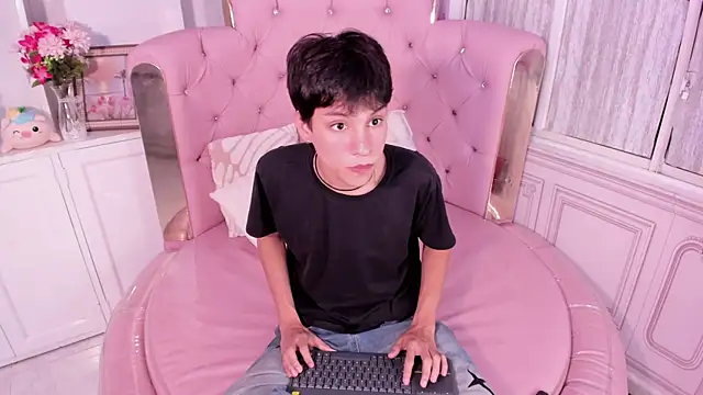 عرض كام max_hunter1