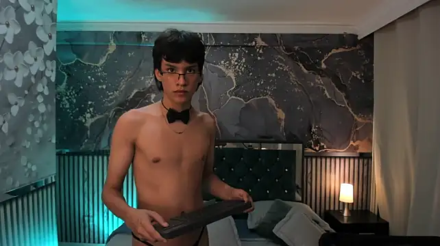max_hunter1 Pertunjukan Webcam