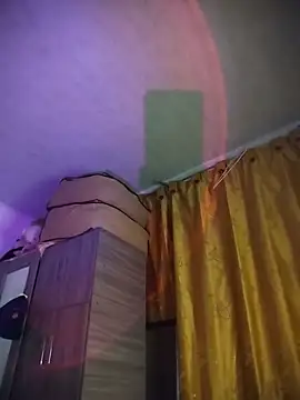 SQUIIRTCATII Show Webcam