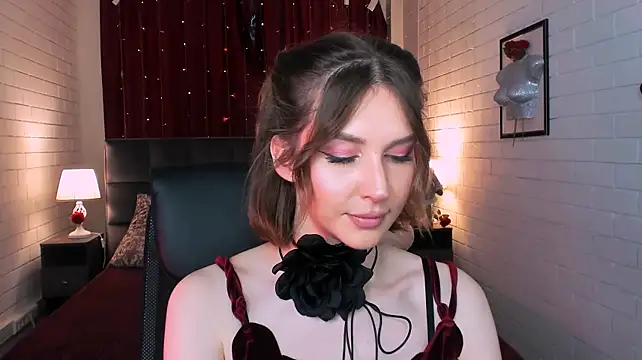 IslaKiss Adlı Modelin Canlı XXX Sohbeti