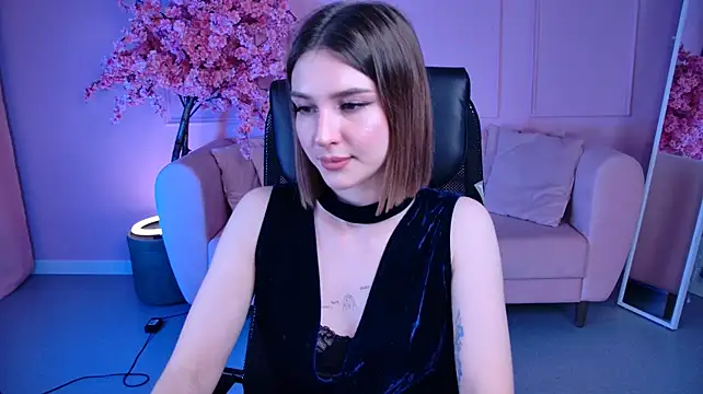 IslaKiss XXX чат на живо