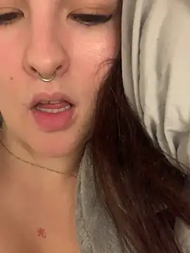 โชว์เว็บแคมของ latinbabygirl