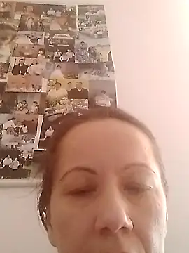 Show modela Ewa98 na web-kameri