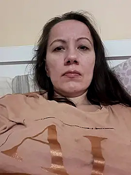 Pokazy przed kamerką – Ewa98