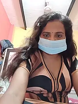MrsDimple Show in webcam
