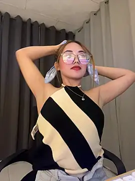 sexybabedine Pertunjukan Webcam