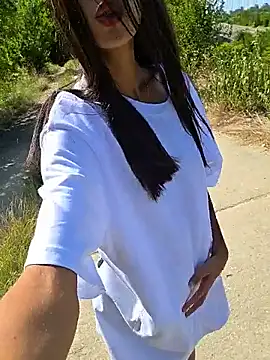 הופעת וובקאם של AndreeaMuller