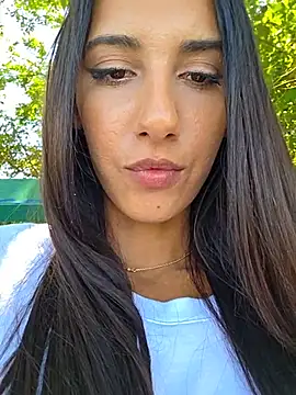 Show modela AndreeaMuller na web-kameri