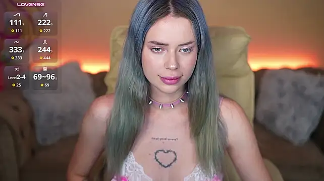Živý XXX chat ElisWild