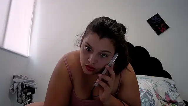 yayiz_12 Webcam Show
