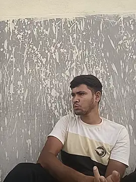 הופעת וובקאם של DesiBoy_Live