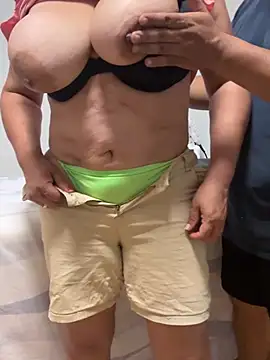melositatuyaのライブXXXチャット