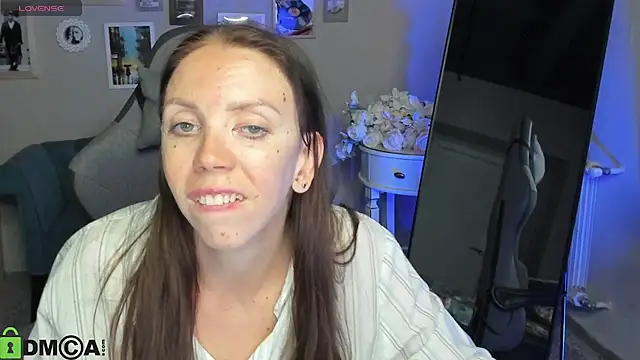 Živý XXX chat EmilyStevart