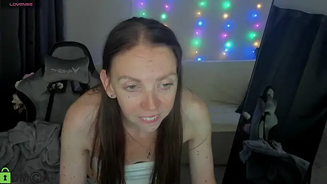 Chatroom XXX en direct de EmilyStevart