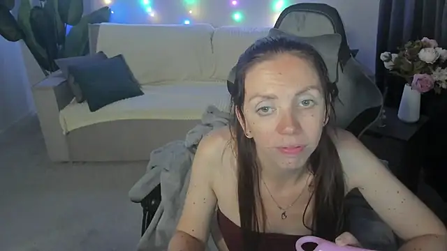 XXX chat uživo modela EmilyStevart