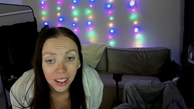 EmilyStevart লাইভ XXX চ্যাট