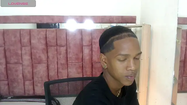 AfroWayuuu webkamerás műsora