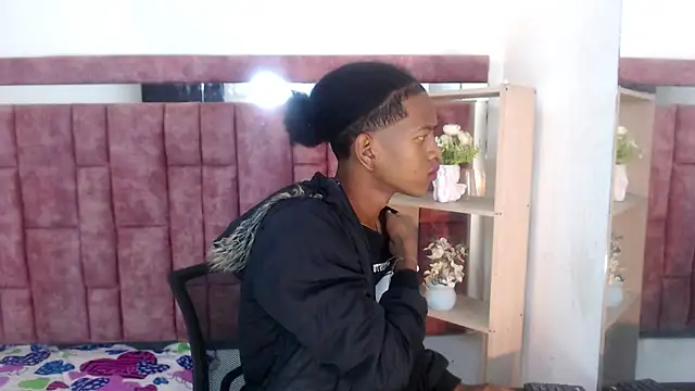 AfroWayuuu's Webcam Show